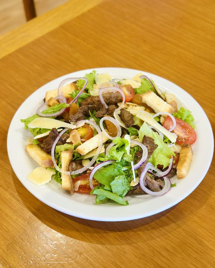 Salada de carne